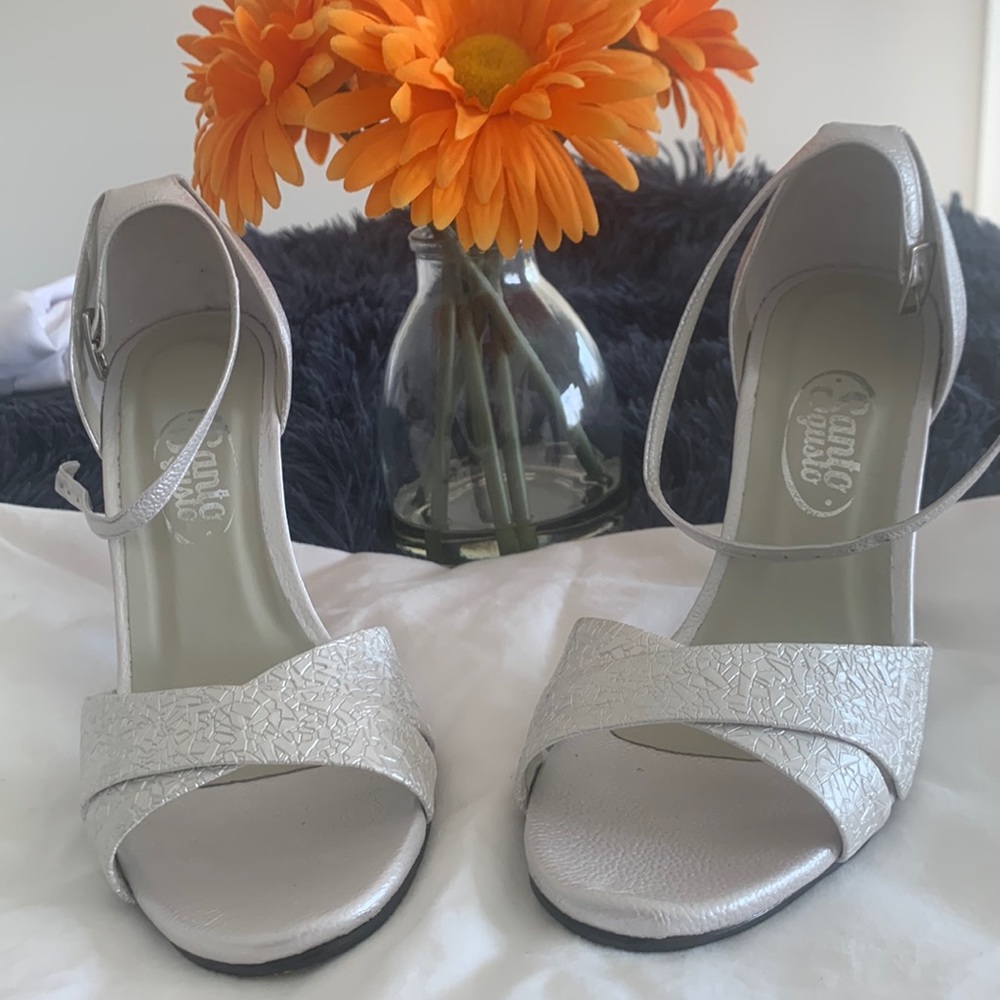 Colombian Heel